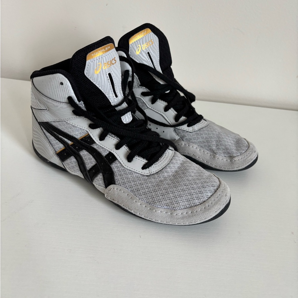 Asics Gray, Black & Gold High-Top Wrestling Shoes